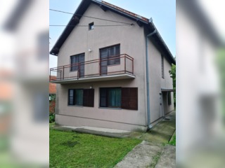 Недвижимость - Дома, дачи и виллы - Продам дом 2 этажа