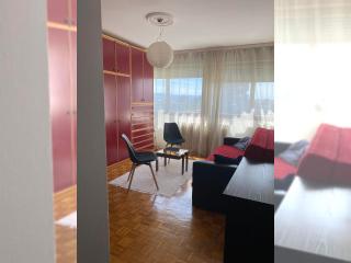 Недвижимость - Квартиры и апартаменты - 2-КОМНАТНАЯ КВАРТИРА, 39 м²