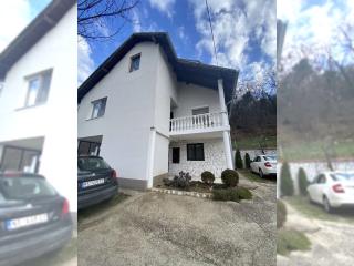 Недвижимость - Дома, дачи и виллы - ДОМ В СРЕМСКОЙ КАМЕНИЦЕ, 147м²