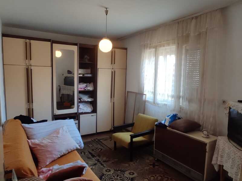 Недвижимость - Дома, дачи и виллы - дом 100 кв.м., на участке 41 сотка. с кузнецeй