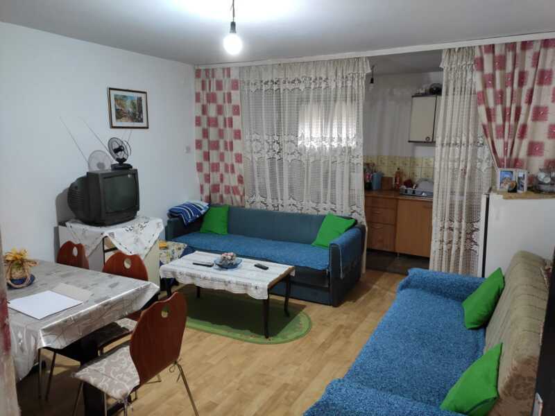 Недвижимость - Дома, дачи и виллы - Два дома 60 и 116 кв.м., 124,5 сотки. 