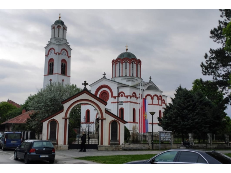 Недвижимость - Квартиры и апартаменты - 3-х комнатная квартира 93 кв.м., с видом на реку
