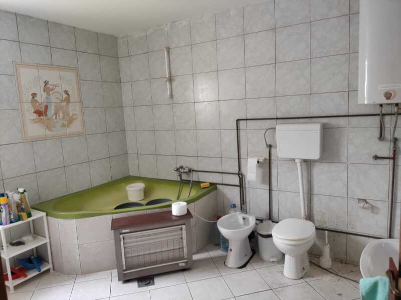 Недвижимость - Дома, дачи и виллы - Дом 230 кв.м., участок 5 соток. Трстеник