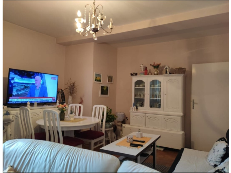 Недвижимость - Квартиры и апартаменты - 2-х комнатная квартира 60 кв.м., Трстеник