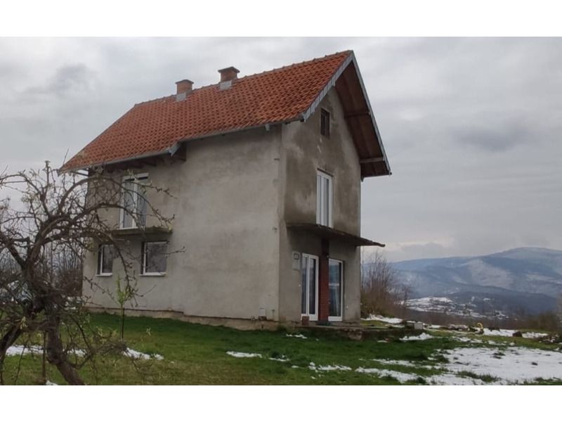 Недвижимость - Дома, дачи и виллы - Дом 130 кв.м., 33,5 сотки, с видом на горы.