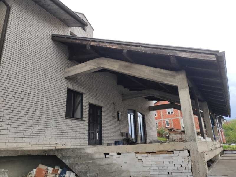 Недвижимость - Дома, дачи и виллы - Дом 230 кв.м., участок 5 соток. Трстеник
