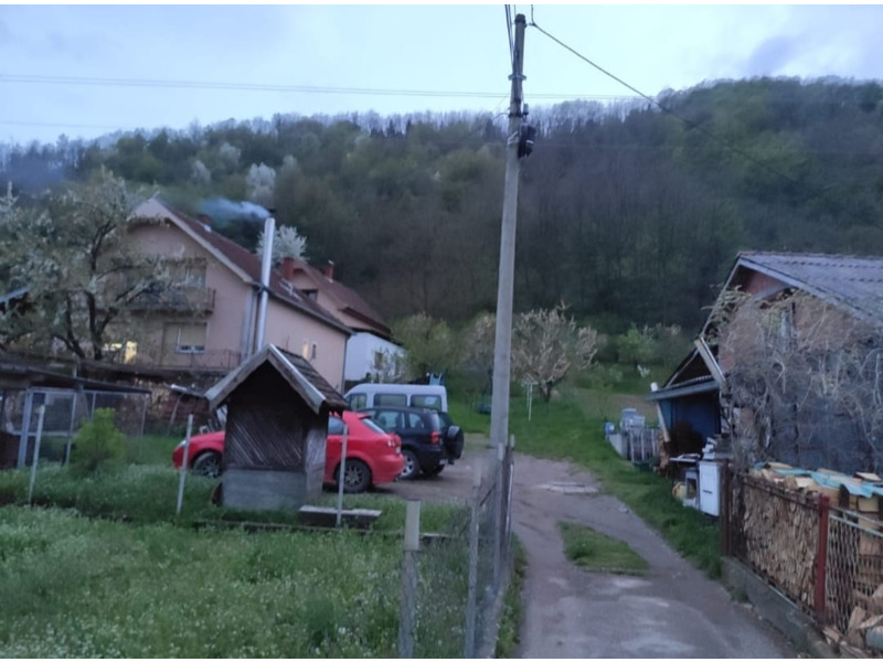 Недвижимость - Дома, дачи и виллы - Продаëтся дом 100 кв., на участке 2,5 сотки. 