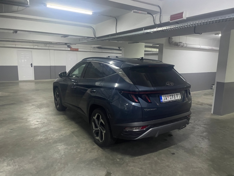 Транспорт и запчасти - Легковые автомобили - Продается Hyundai Tucson 1.6 л., Россия