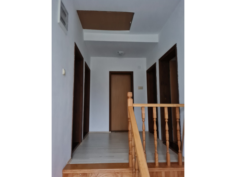 Недвижимость - Дома, дачи и виллы - Продам дом 2 этажа