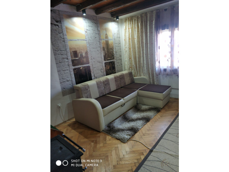 Недвижимость - Дома, дачи и виллы - Дом в 25 км от Белграда