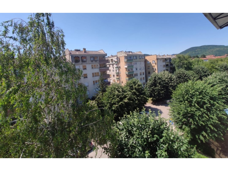Недвижимость - Квартиры и апартаменты - 2-ка 48 кв.м., с красивым панорамным видом!