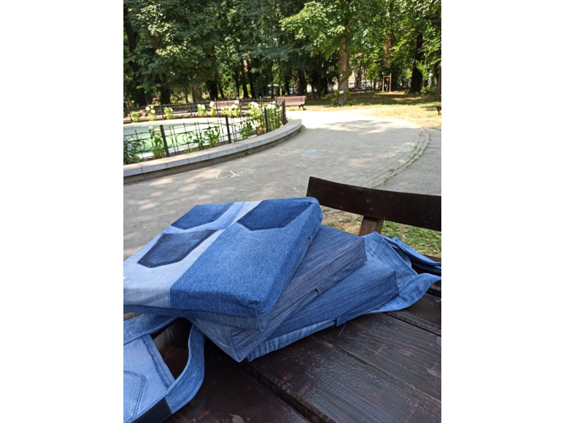 Дом, мебель и сад - Другое для дома - Подушки-сидушки. Рюкзак