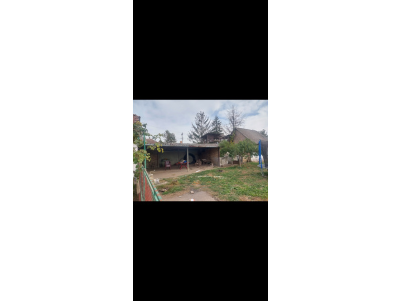 Недвижимость - Дома, дачи и виллы - Продаю дом в городе Бако возле Нови-Сада 