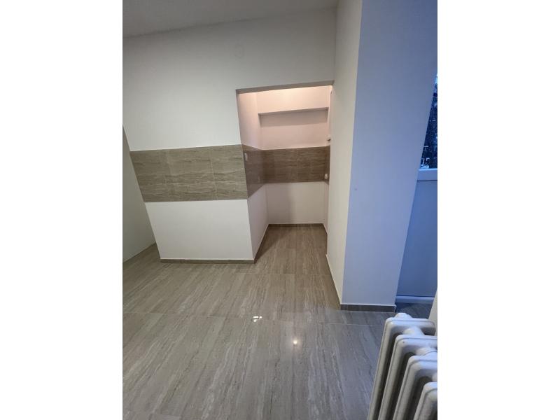 Недвижимость - Квартиры и апартаменты - 3-КОМНАТНАЯ КВАРТИРА, 53 м²