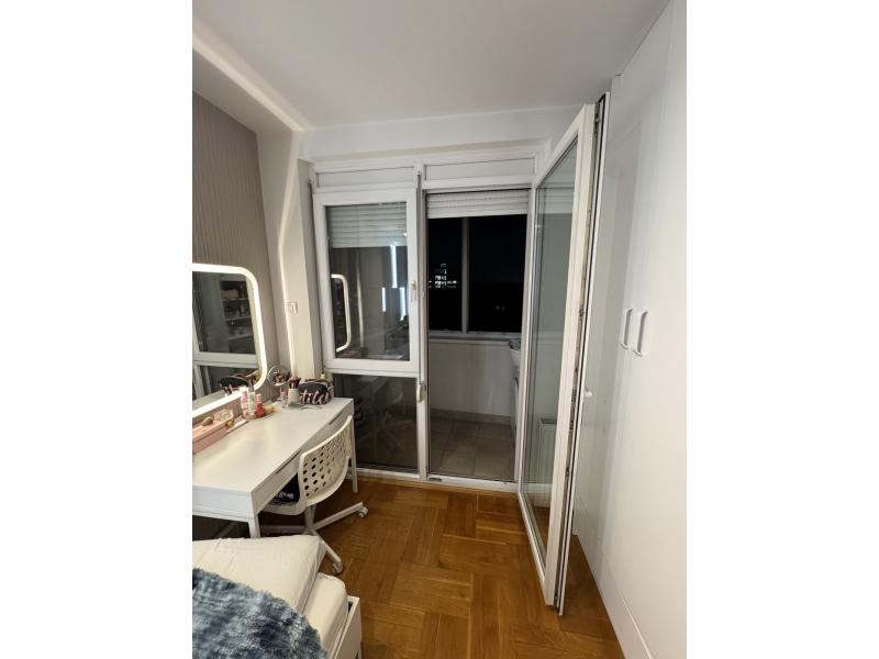 Недвижимость - Квартиры и апартаменты - 4-КОМНАТНАЯ КВАРТИРА, 100 м²