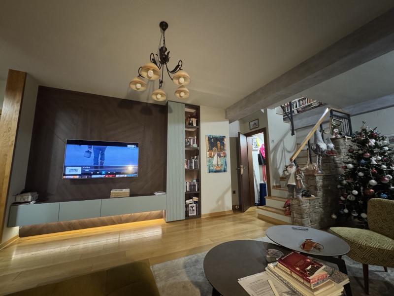 Недвижимость - Квартиры и апартаменты - 4-КОМНАТНАЯ КВАРТИРА, 100 м²