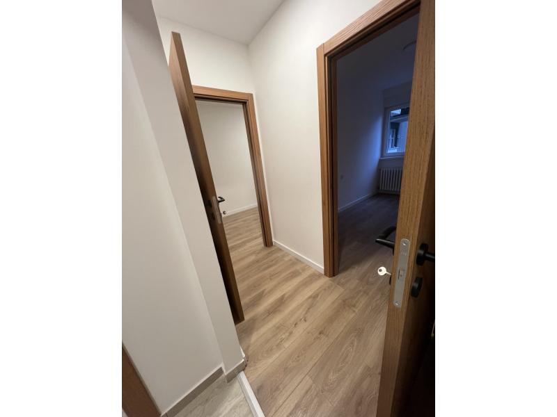 Недвижимость - Квартиры и апартаменты - 3-КОМНАТНАЯ КВАРТИРА, 53 м²